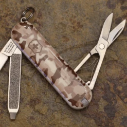 Victorinox Classic Camouflage Blistered -Camping Equipment Store 0.6223.941B1 5 600x600 8a067bd2 4e17 4d63 9d0a d94621a8c2ed