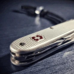 Victorinox Pioneer X Alox - Silver 6 Victorinox Pioneer X Alox - Silver -Camping Equipment Store 0.8231.26 6 600x600 01e4f1a1 ff33 4f46 ae94 5a9a89ec7389