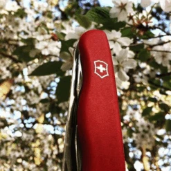 Victorinox Adventure Red Liner-Lock V0.8453 -Camping Equipment Store 0.8453 6 600x600 aef0c24c 2326 4d74 911a 8c0756be989b