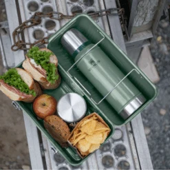 Stanley Classic Lunchbox 10QT Black 11 Stanley Classic Lunchbox 10QT Black -Camping Equipment Store 1 75d7382c a5c3 4393 ab9c 2dbdf748a440