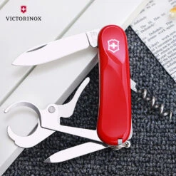 Victorinox Cigar 36 - Red -Camping Equipment Store 2.5703.E 5