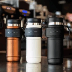 Stanley Legacy Neverleak Travel Mug 16oz - Hammertone Green -Camping Equipment Store 6 600x600 28faba98 95e9 4f2a 9a73 c81199a6c003