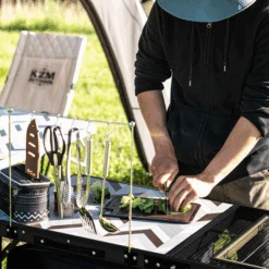 KZM Iron Mesh Cabinet Kitchen Table II -Camping Equipment Store K9T3U004 6 600x600 e22bfb08 1652 4a6a a2c2 f0fc42dc441f