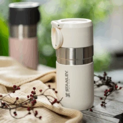 Stanley Go Slim Vacuum Bottle 9.5oz - Cream -Camping Equipment Store Stanley Aida 1 f5bf878f 2a61 45d3 898c ec3e0d9969f0