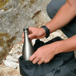 Snow Peak Titanium Sake Bottle 7 Snow Peak Titanium Sake Bottle -Camping Equipment Store TW 540 04